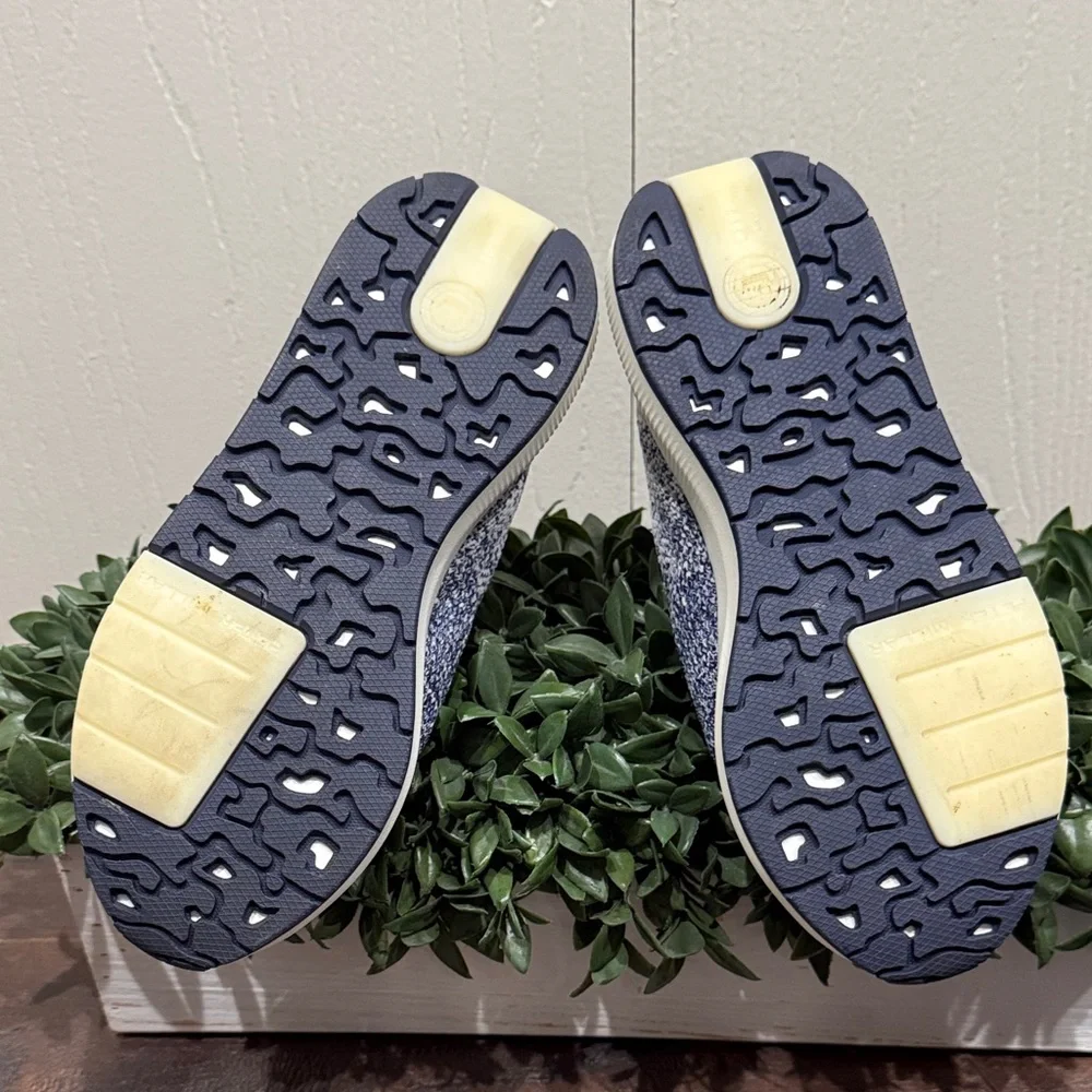 Peter Millar Hyperlight Apollo
Sneaker Size 6.5 - Picture 5 of 6